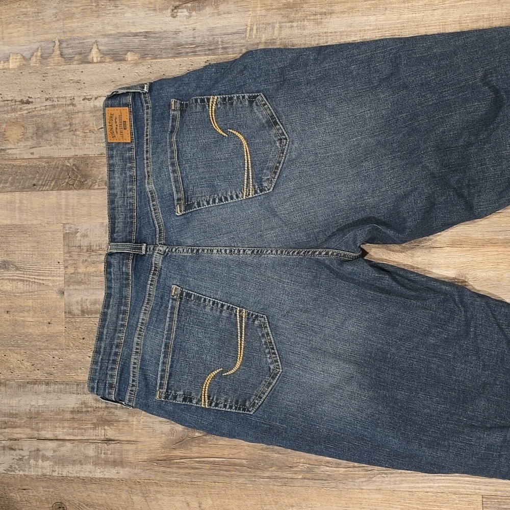 LEVI STRAUSS | Signature Mid Rise Straight | Medium Wash Denim | Size W33 L30​ - Picture 7 of 12